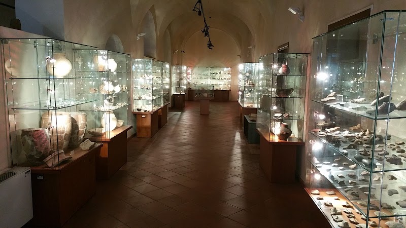 Museo Archeologico di Castrovillari Via San Francesco d'Assisi, Protoconvento Francescano, 87012 Castrovillari CS, Italy