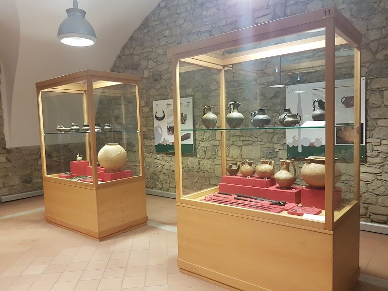 Museo Civico Archeologico di Bisaccia Castello Ducale, Corso Romuleo, 83044 Bisaccia AV, Italy