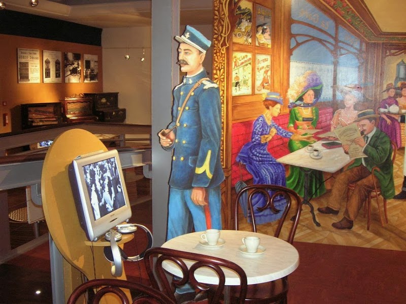 Muséobar 42 Rue de la République, 73500 Modane, France