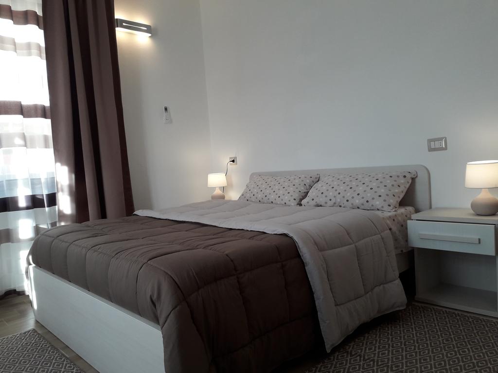 AL PEZ exclusive rooms - olbia - Via Forlì 10, 07026 Olbia, Italia