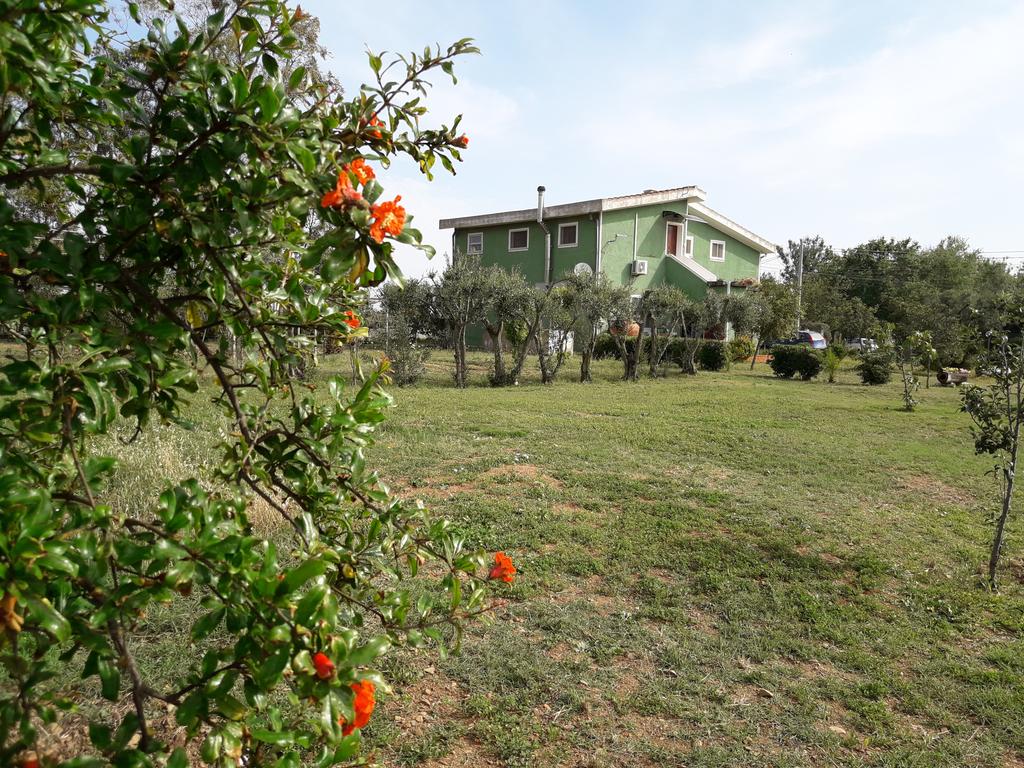 B & B Country House - Capoterra - Loc. Piscina Sa Teula, 09012 Capoterra, Italia