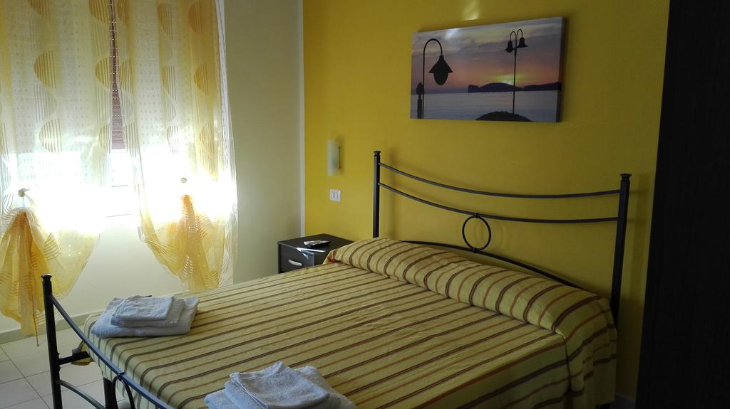 B&B Alpolt - Alghero - via Asfodelo 71, 07041 Alghero, Italia