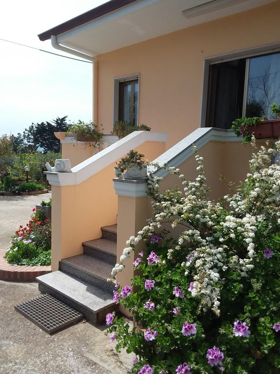 B&b da Angela - Porto Torres - Strada Statale 131 Carlo Felice Strada 17 n°9, 07046 Porto Torres, Italia