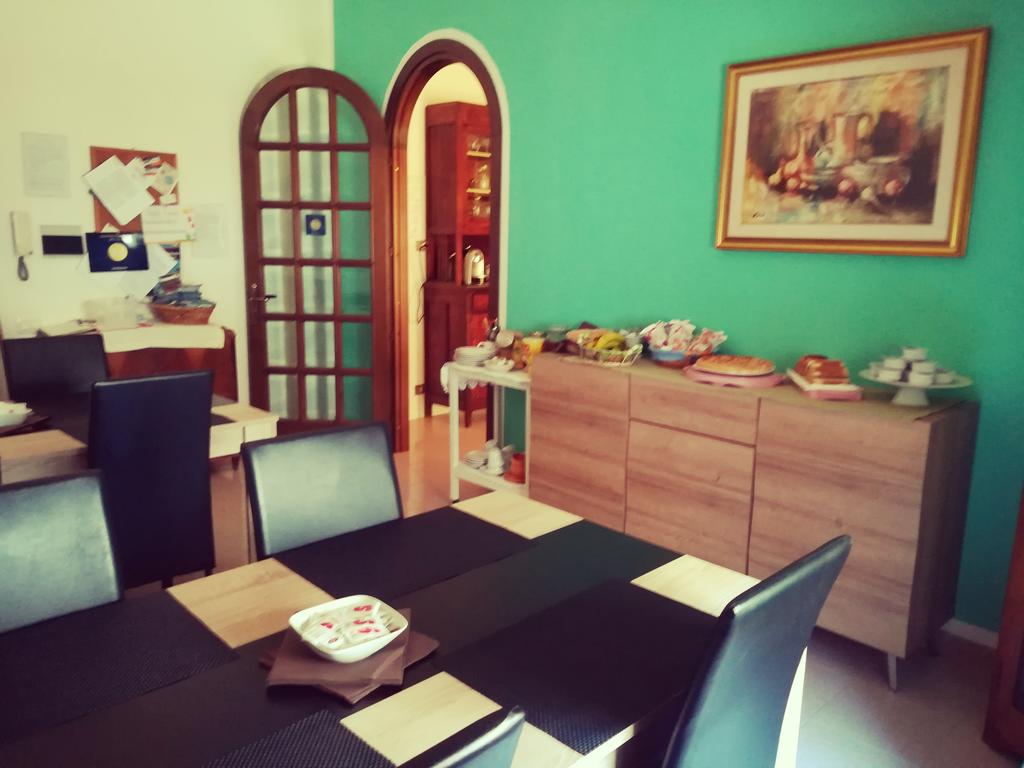 B&B Fralucia - Alghero - Via Antonio Andreoni 43, 07041 Alghero, Italia