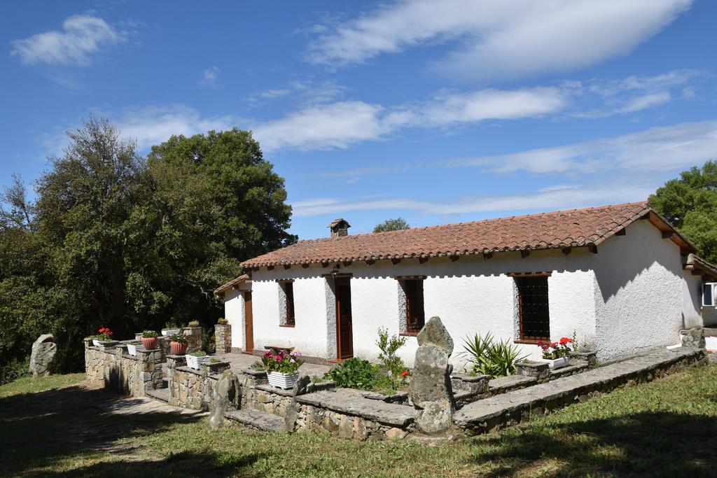 B&B I Menhir - Sorgono - Località San Mauro Snc, 08038 Sorgono, Italia