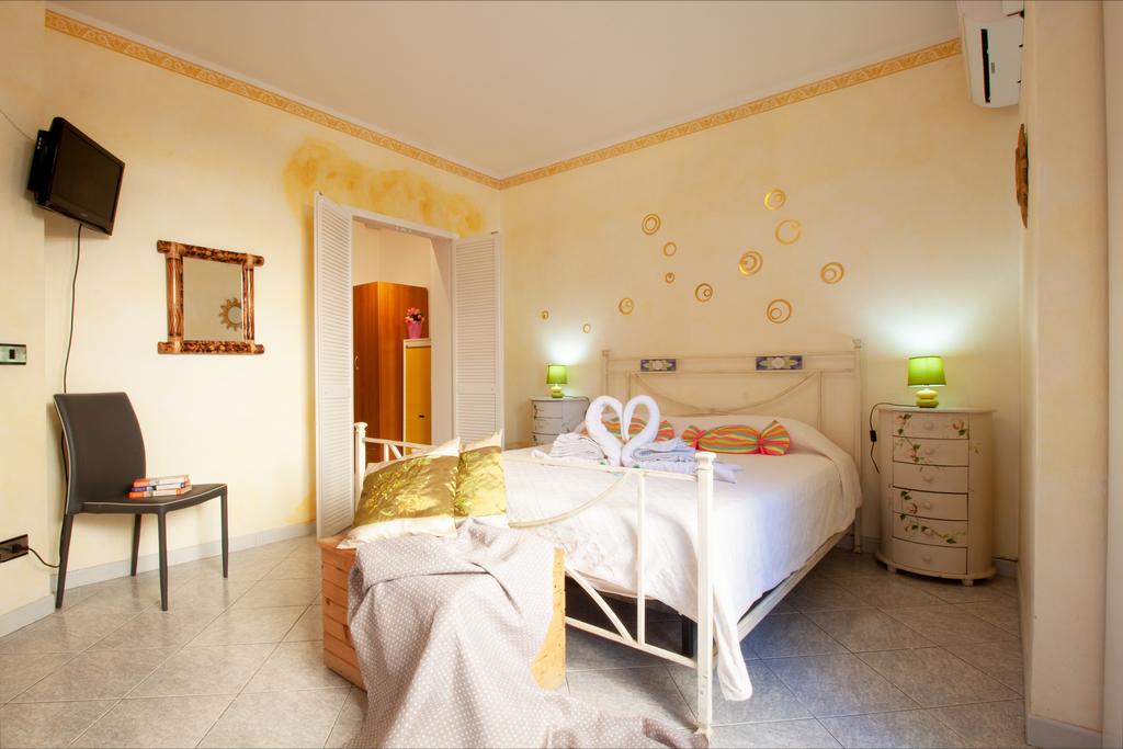 B&B Lety - Alghero - Via Mauro Manca, 4, 07041 Alghero, Italia