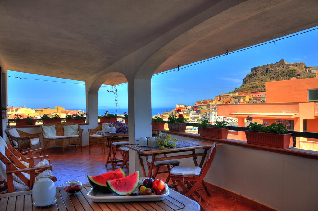 B&B L'Umbra di lu Soli - Castelsardo - Via Dei Mille 7/a, 07031 Castelsardo, Italia