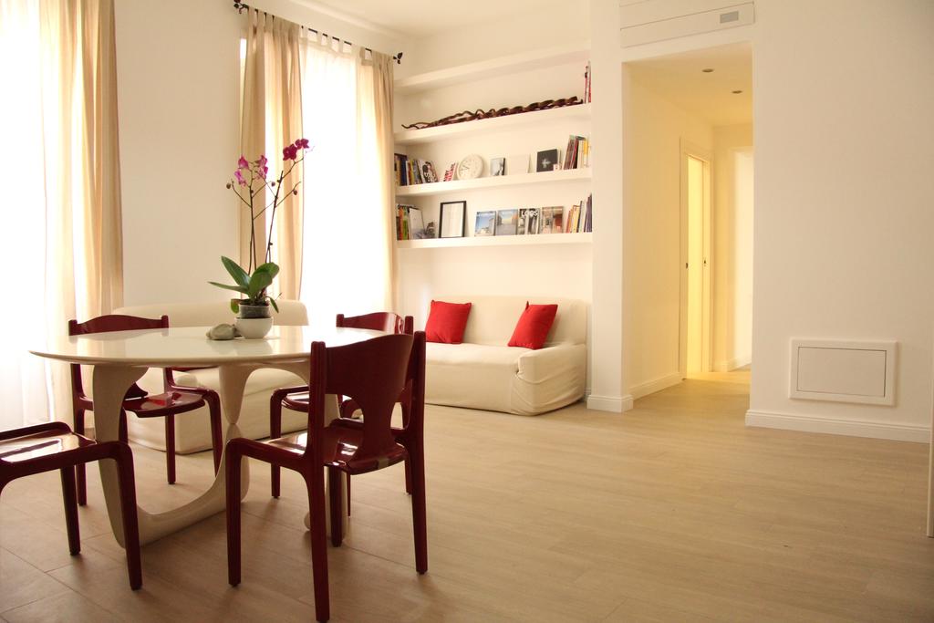 B&B Majestade - Cagliari - Via Sidney Sonnino 2, 09125 Cagliari, Italia