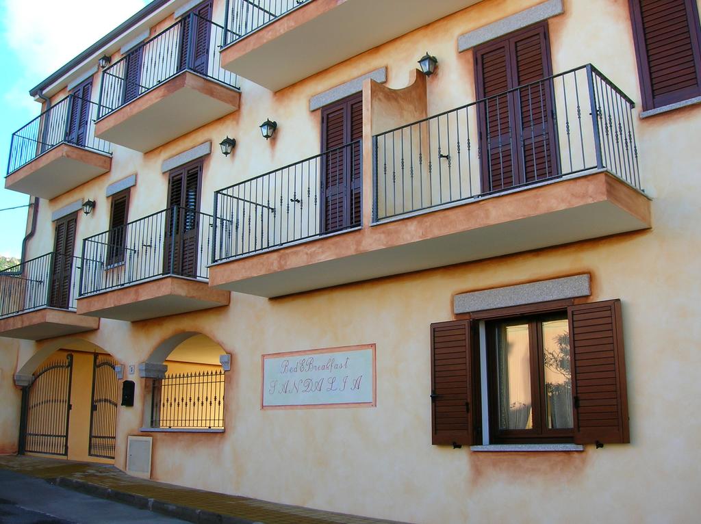 B&B Sandalia - Badesi - Via Piemonte 5, 07030 Badesi, Italia