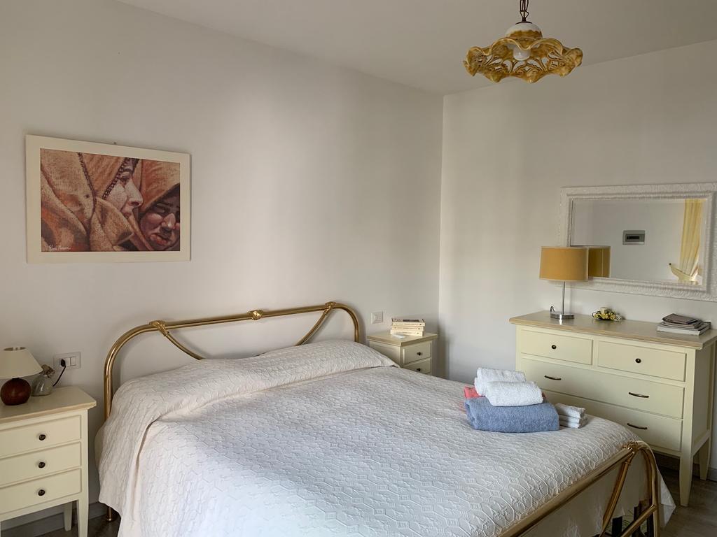 B&B "Sas Coltese" - Bonorva - Via Leopardi 8, 07012 Bonorva, Italia