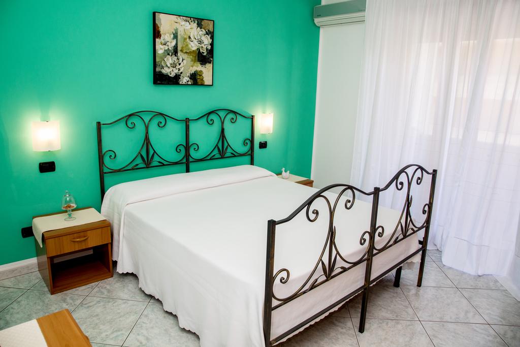 B&B SoleLunaMare - Alghero - Via Sardegna 13, 07041 Alghero, Italia