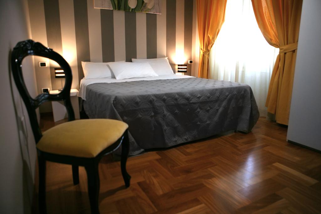 Bed And Breakfast Del Fiore - Cagliari - Via Sebastiano Satta 29, 09128 Cagliari, Italia