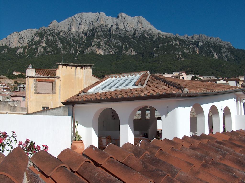 Bed and Breakfast Santa Maria Oliena - Oliena - Corso Grazia Deledda 76, 08025 Oliena, Italia