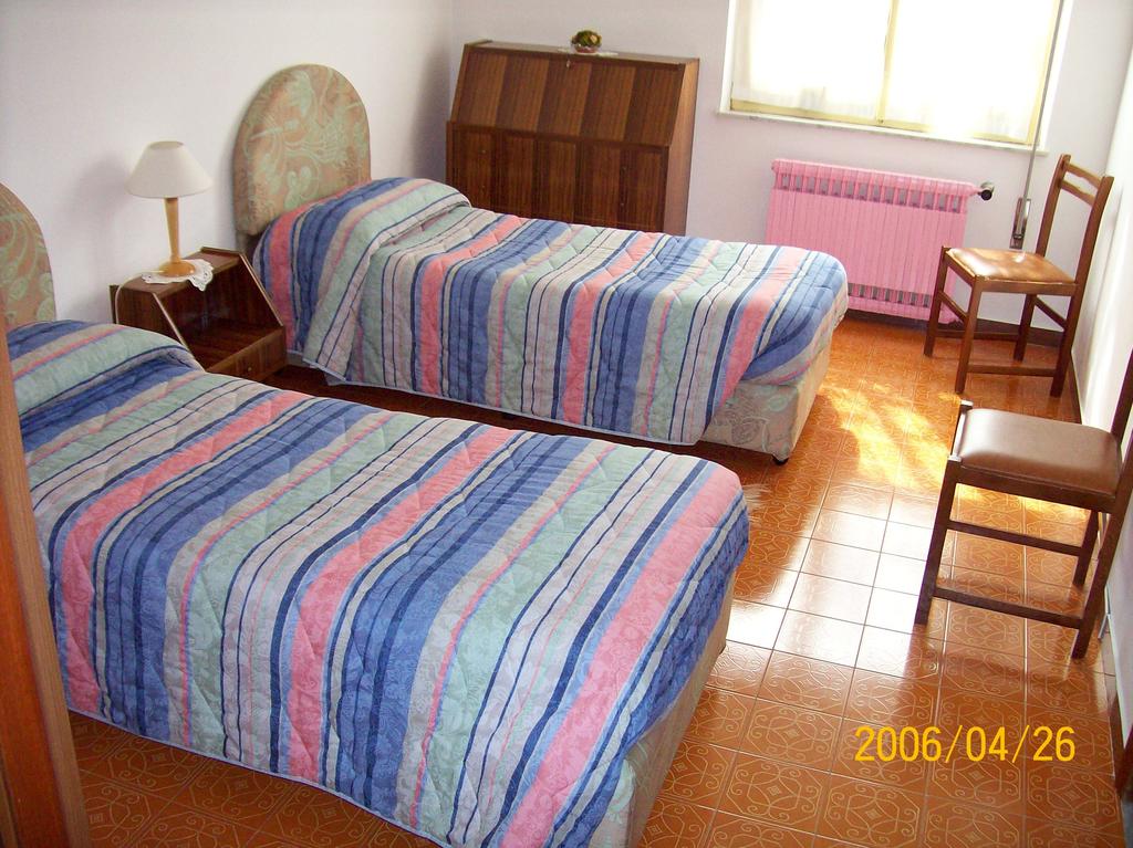 Bed & Breakfast S'Alasi - Sorgono - Corso IV Novembre 26, 08038 Sorgono, Italia