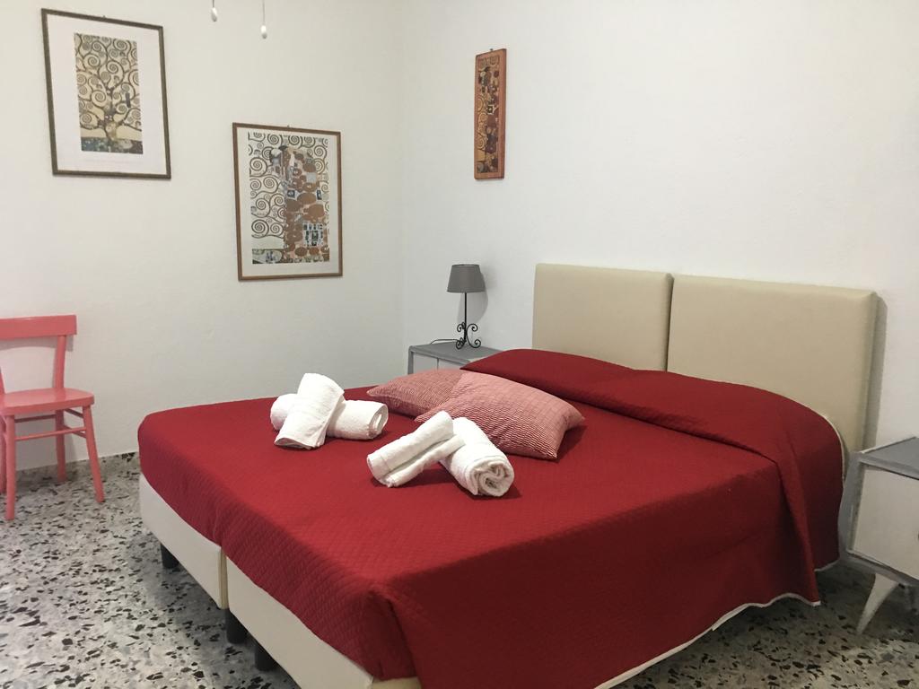 Bed&Breakfast SaTurre - Orgosolo - via Toscana ,1, 08027 Orgosolo, Italia