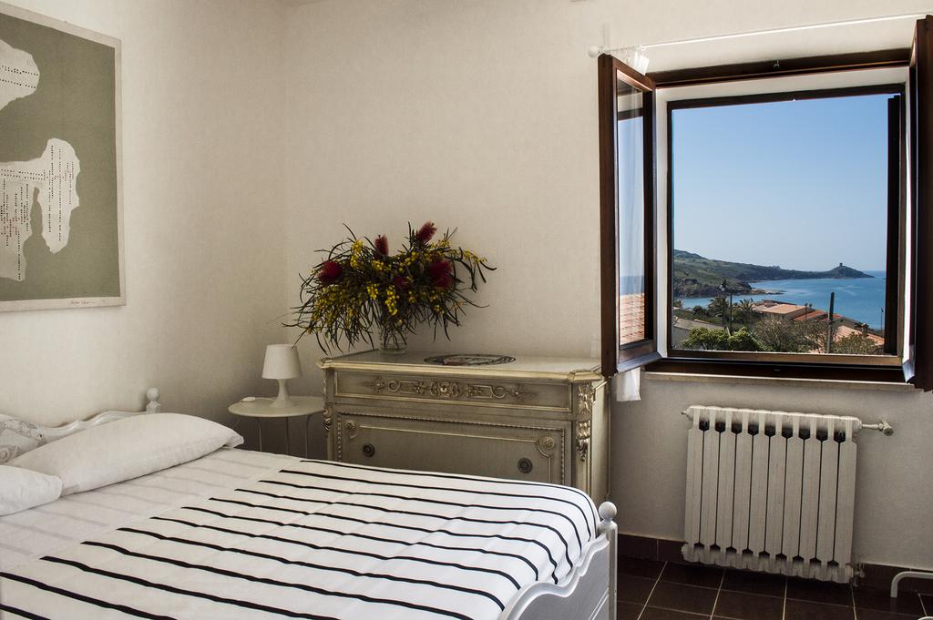 Fluxus Hotel - Porto Alabe - Viale Lungomare Alabe 51, 09079 Tresnuraghes, Italia