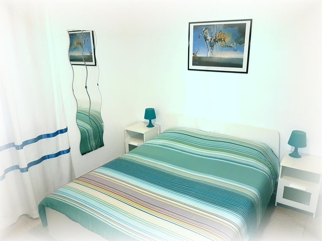 La Mandronia B&B - Alghero - Via Degli Orti 77, 07041 Alghero, Italia