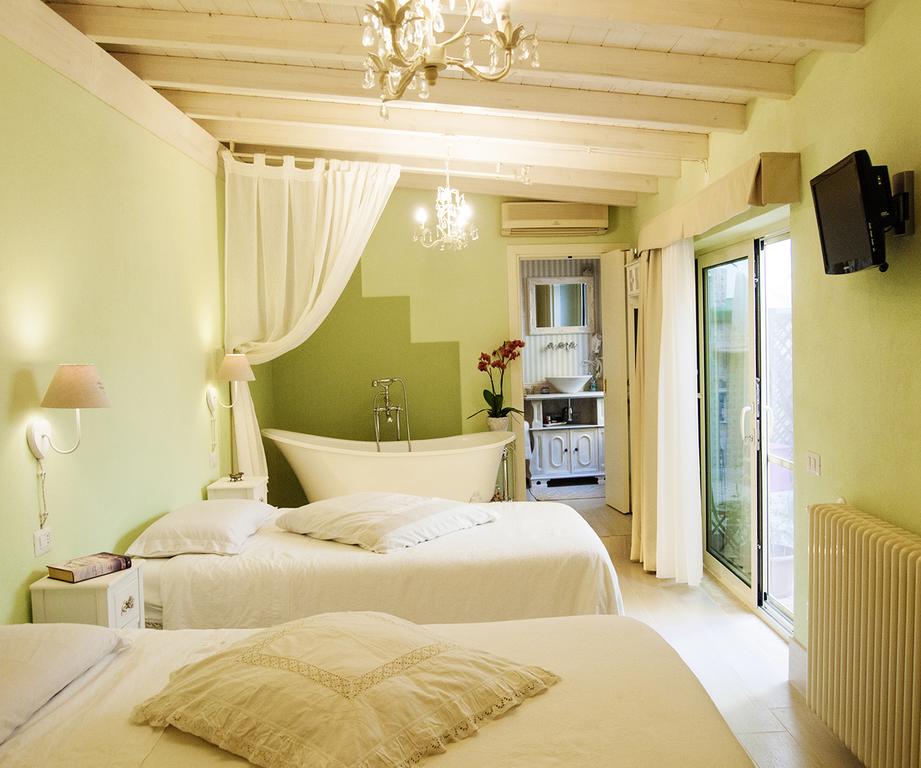 La Posadina B&B - Cagliari - Via Satta 108, 09100 Cagliari, Italia