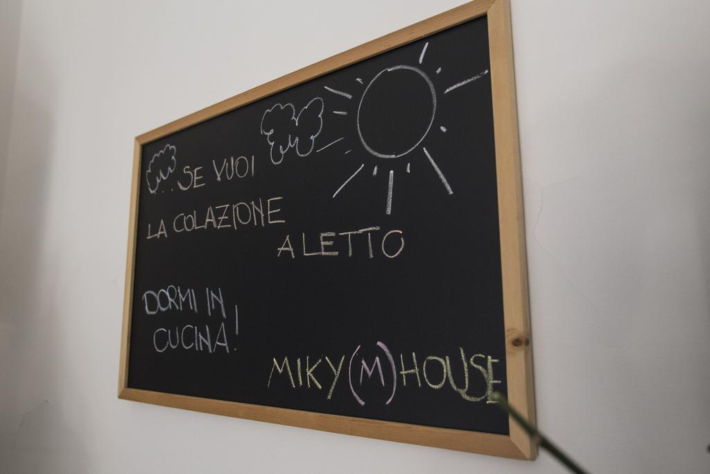 Miky M House B&B - Cagliari - Via Sonnino, 208, 09127 Cagliari, Italia