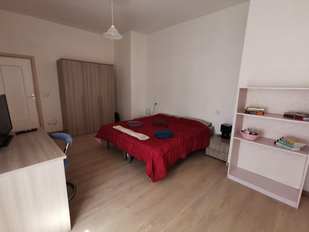 Rooms for rent 67 - Sassari - via roma 67, 07100 Sassari, Italia