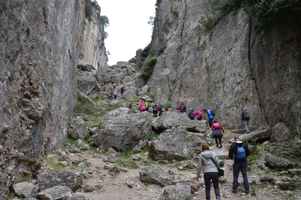 Sardinia Climbing House - Ulassai - C.so V. Emanuele 30 - 32, 08040 Ulassai, Italia