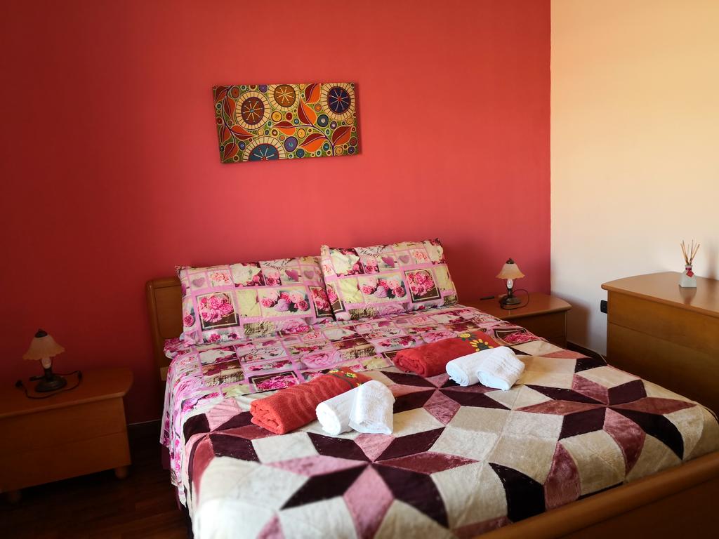 Shardana Holidays B&B - Cagliari - Via Dante Alighieri 77, 09128 Cagliari, Italia